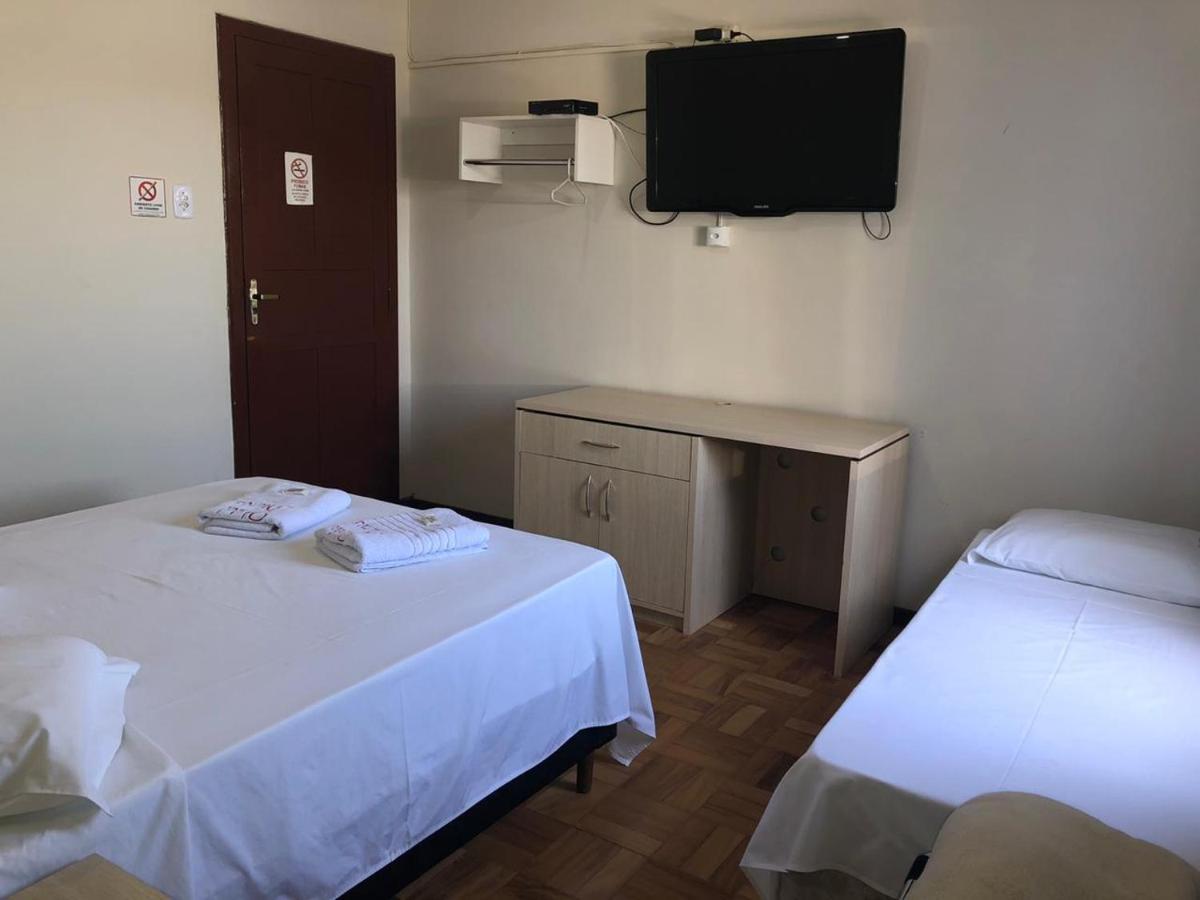 Nunes Hotel
